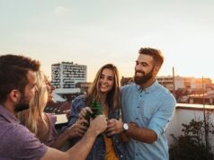 Contractul de comodat, soluția legală când locuiești gratuit în casa altcuiva comodat locuință părinți copii